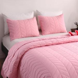 imageDOWNCOOL Dark Green Twin Quilt Bedding Set 2 Pieces Leaf Texture Pattern Lightweight Bedspread Coverlet All Season Ultra Soft Twin Size Quilt 68quotx86quot ampamp 1 Pillow Sham01 Pink