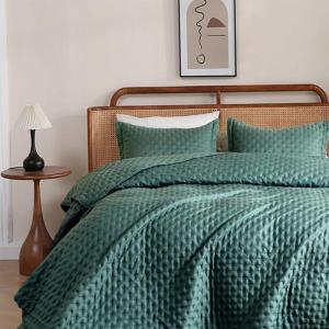 imageDOWNCOOL Black Queen Quilt Bedding Set 3 Pieces Soft Lightweight Bedspread Coverlet Ultrasonic Microfiber Quilt Set All Season Queen Size Quilt90quotx96quot ampamp 2 Pillow Shams20quotx26quot2quot02 Green